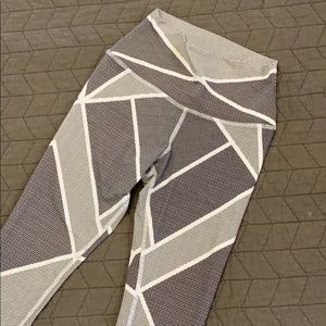 High waist 3/4 length athletic pants